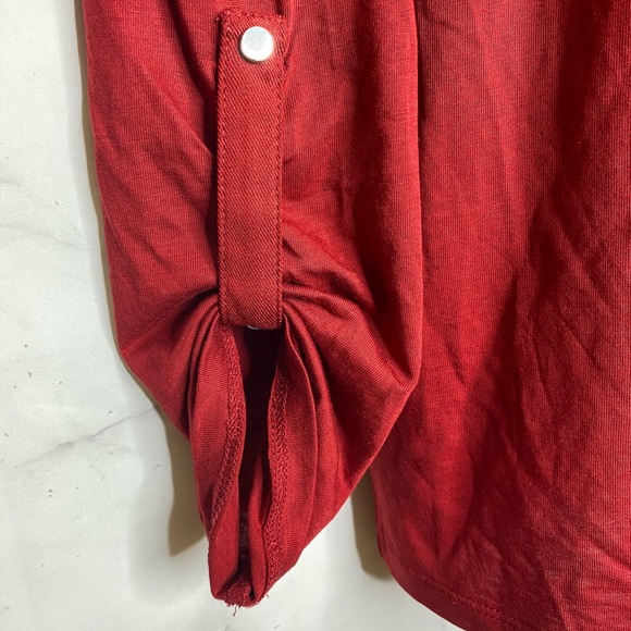 Party top RED V NECK TOP. Dress up or down. Tag says L, but fits like a M - Picture 3 of 5